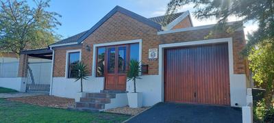 House For Rent in Vredekloof East, Brackenfell