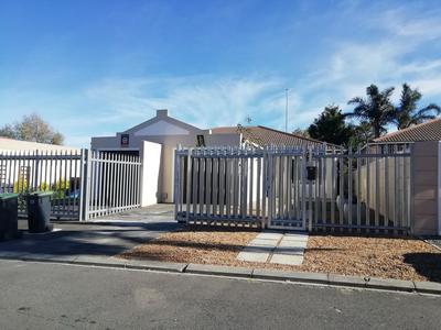 House For Sale in Durbanville, Durbanville