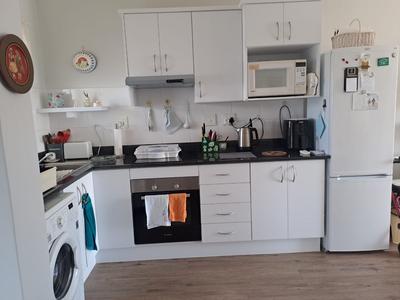 Apartment / Flat For Rent in Buh-rein, Cape Town