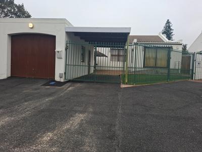 Townhouse For Rent in Vredenberg, Bellville