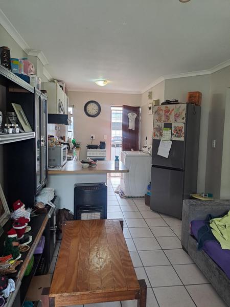 Property For Sale in Uitzicht, Durbanville